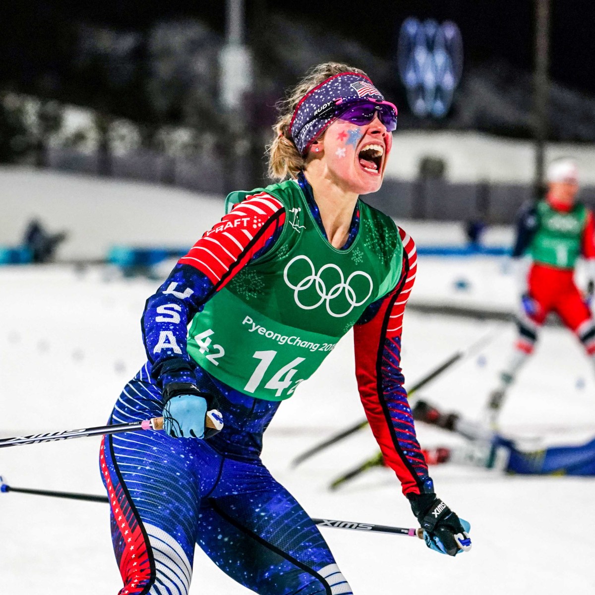 DIGGINS01.jpg